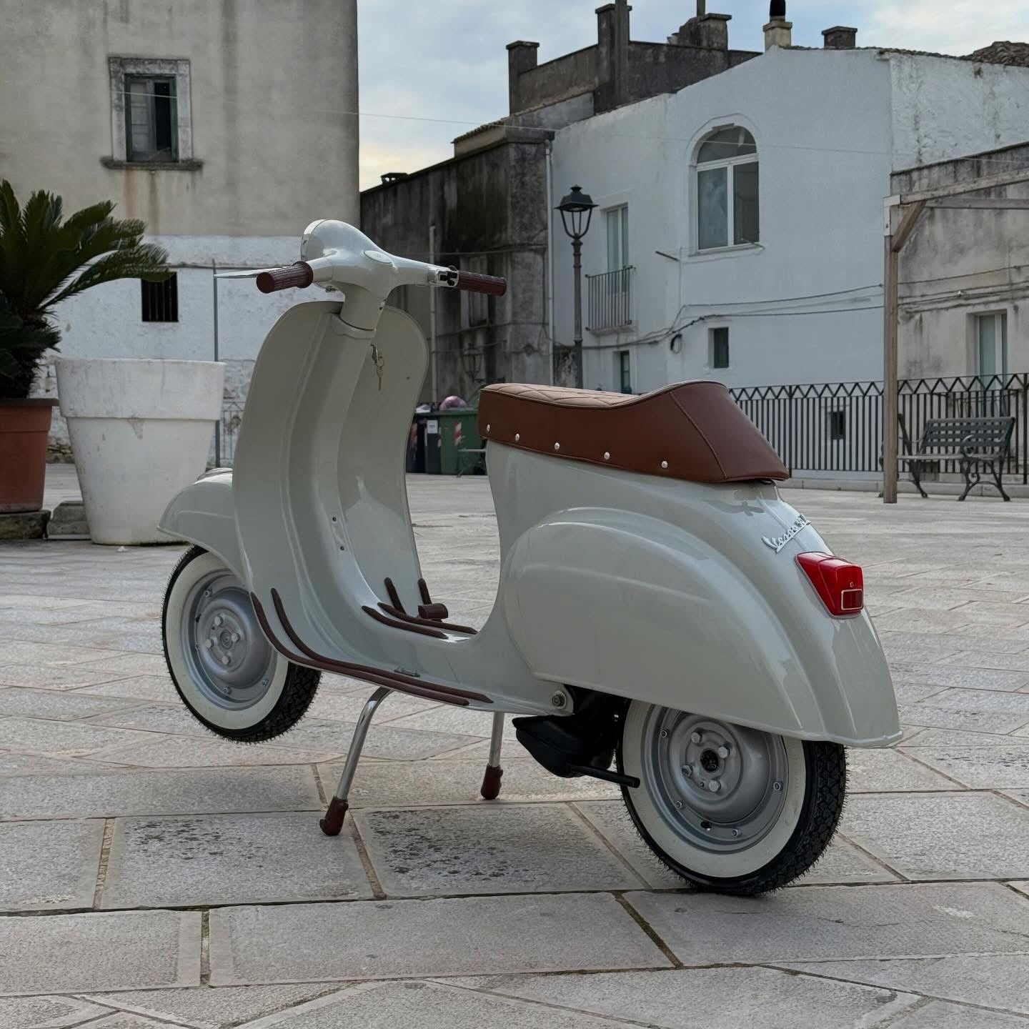 Vespa 50