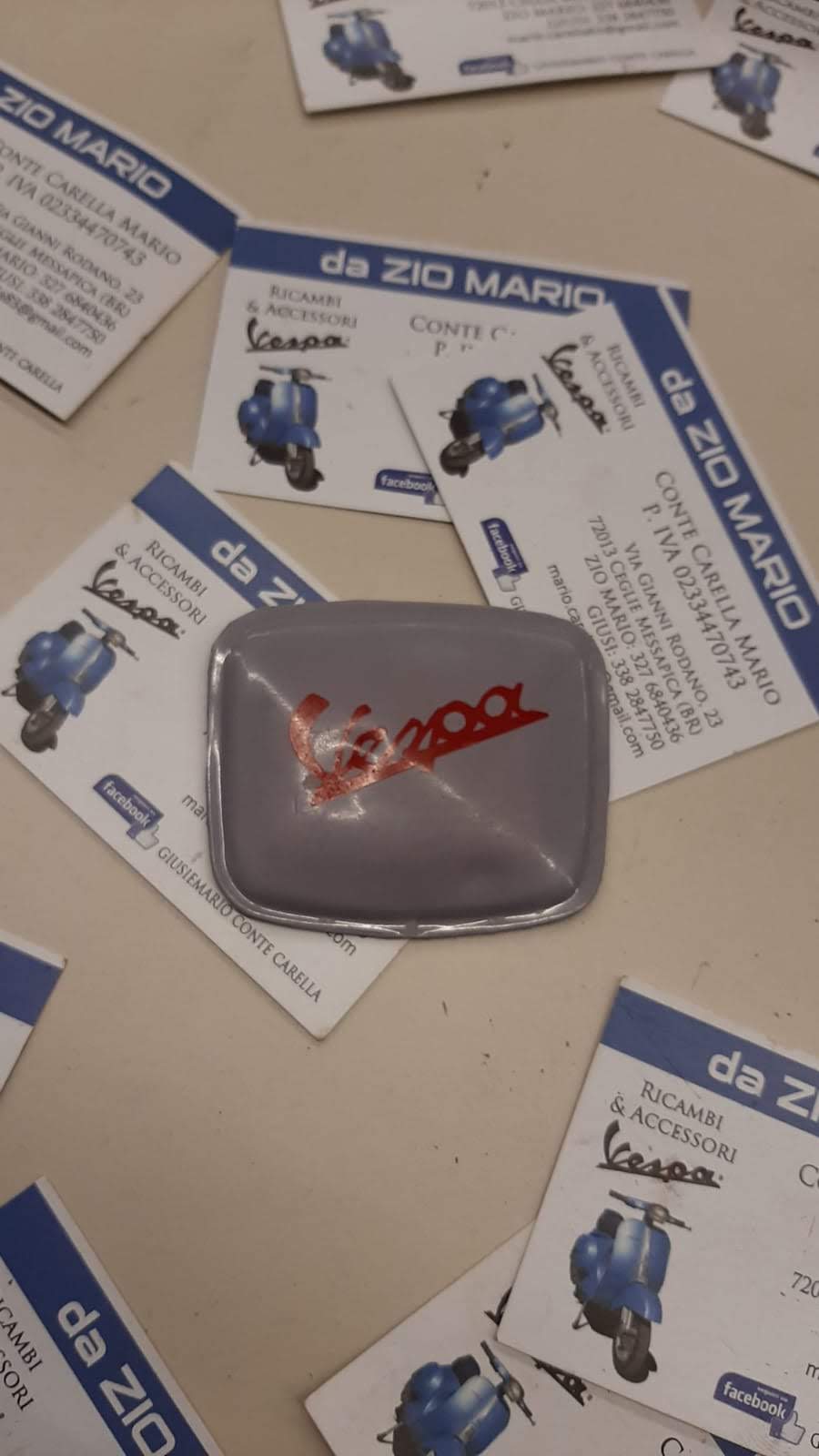 Tappo manubrio contachilometri grigio per VESPA 125 VNA VNB