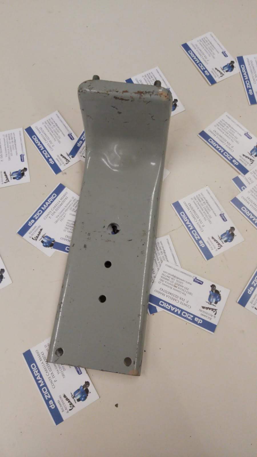 Portaruota posteriore ruota 8 per VESPA 125 150 cc. VNA VNB VBA VBB