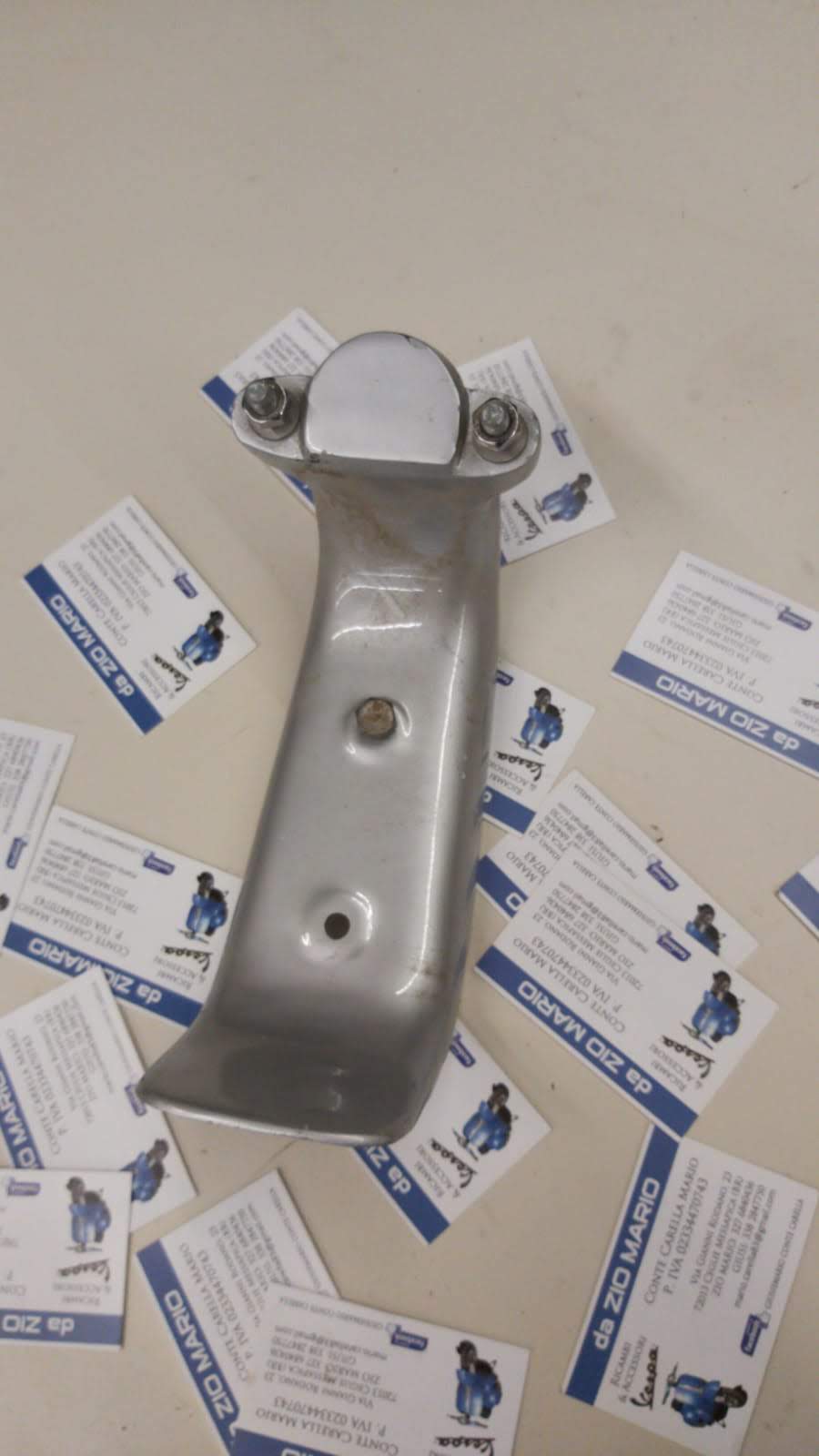 Portaruota di scorta 3.50 8" per VESPA 125 150 VM VN VL faro basso struzzo