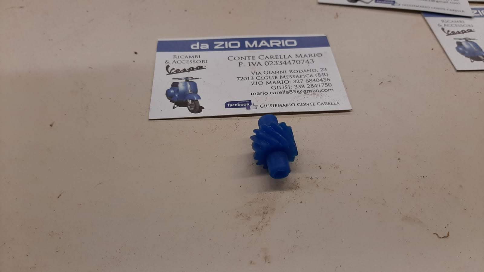 Ingranaggio Contachilometri 12 denti foro grande per VESPA VESPA GS 180