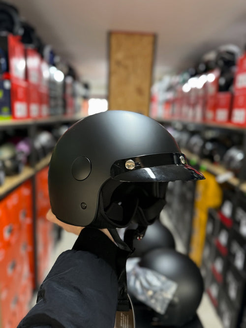Casco jet 3 bottoni nero opaco MOTO SCOOTER JFM 100 OMOLOGAZIONE ECE 22.06