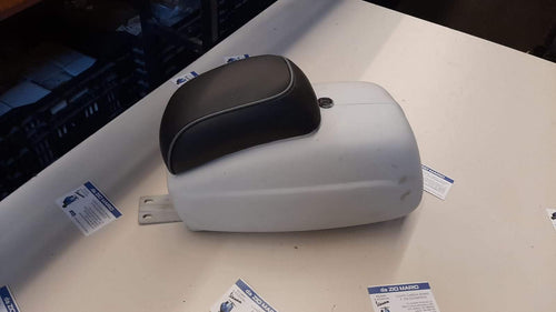 Bauletto porta oggetti porta attrezzi completo di cuscino per VESPA 50 SS 90SS prima serie