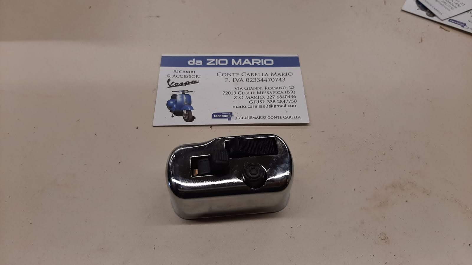 Commutatore Deviatore Interruttore per VESPA 125 cc. PRIMAVERA ET3 200 cc. RALLY dal 1972 al 1979