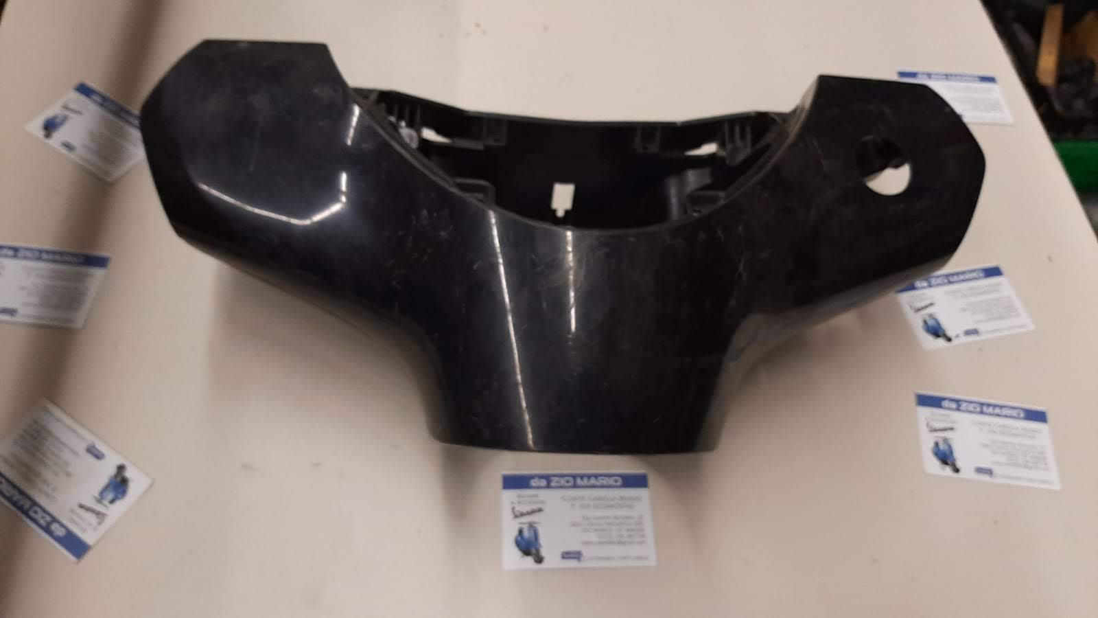 Coperchio copri manubrio in plastica contachilometri per VESPA 50 125 PK FL FL2 HP 4 AUTOMATICA