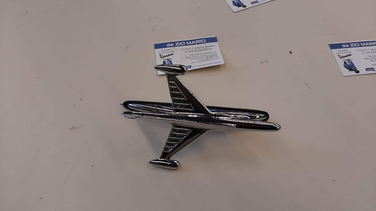 Cresta parafango " AVIOGETTO " areo old type per VESPA 50 90 125 150 160 180 200