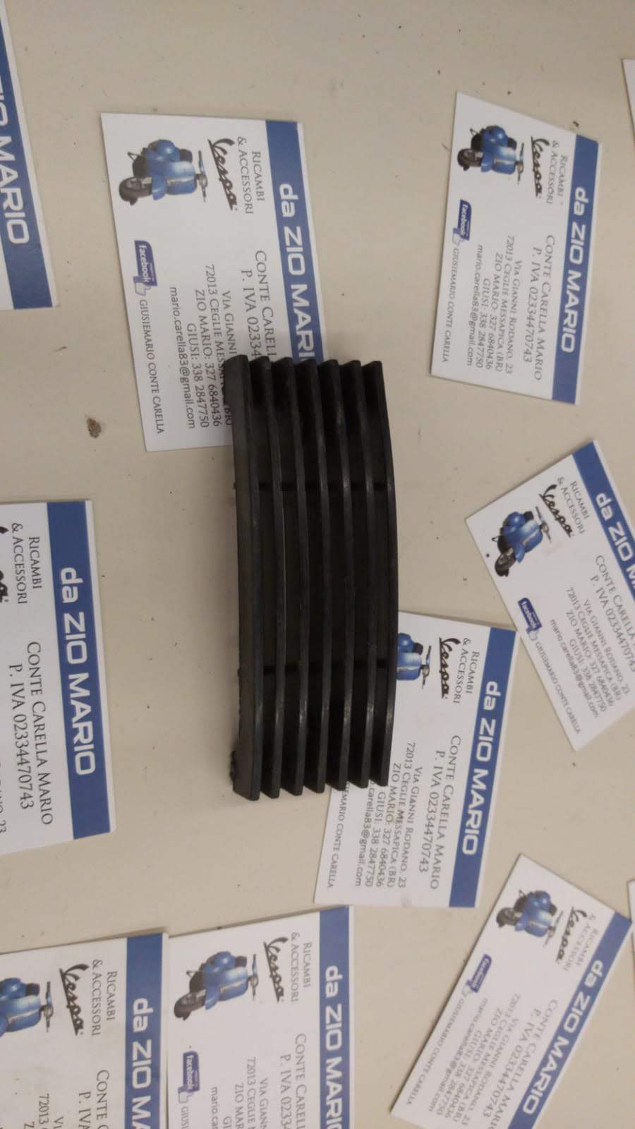 Griglia per copristerzo nasello nera per VESPA 125 150 cc. PX PE ARCOBALENO