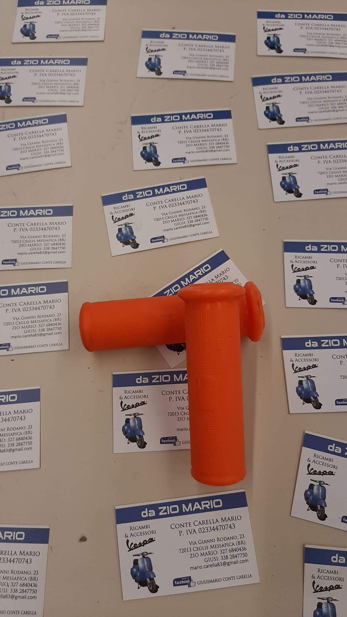 Coppia manopole arancioni per VESPA 50 VNB3T A VNB6T VBA1T VBA2T VB1T VBB1T VBB2T GL VLA1T 1GS VSB1