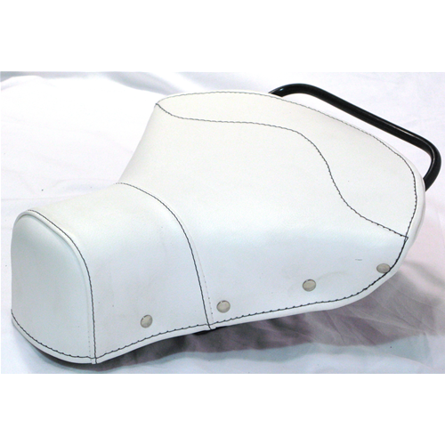 Sella triangolare corta anteriore bianca con borchie per VESPA PX SPRINT GL GTR TS VBB VBA VNB VNA