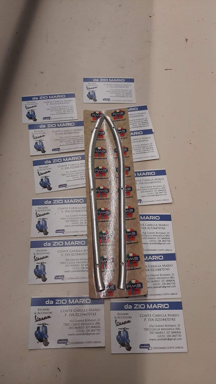 Coppia LISTELLI Tappetino Centrale VESPA 50 90 SS 125 PRIMAVERA ET3