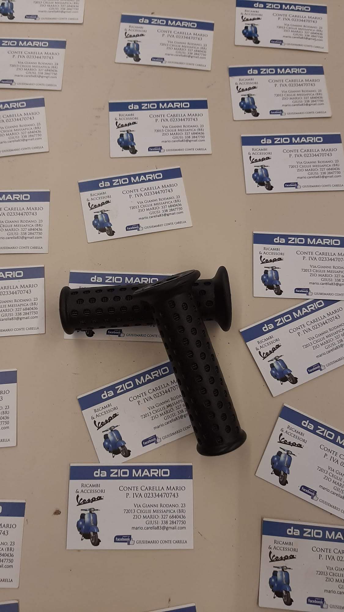 coppia MANOPOLE nere per manubrio VESPA PK 50 125 HP V