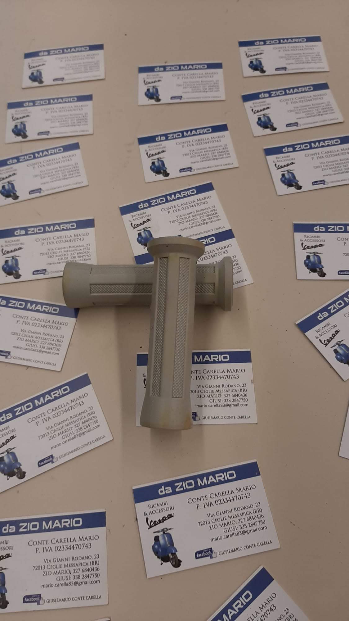 Coppia MANOPOLE grigie chiaro per VESPA PK 50 125 cc. XL RUSH N