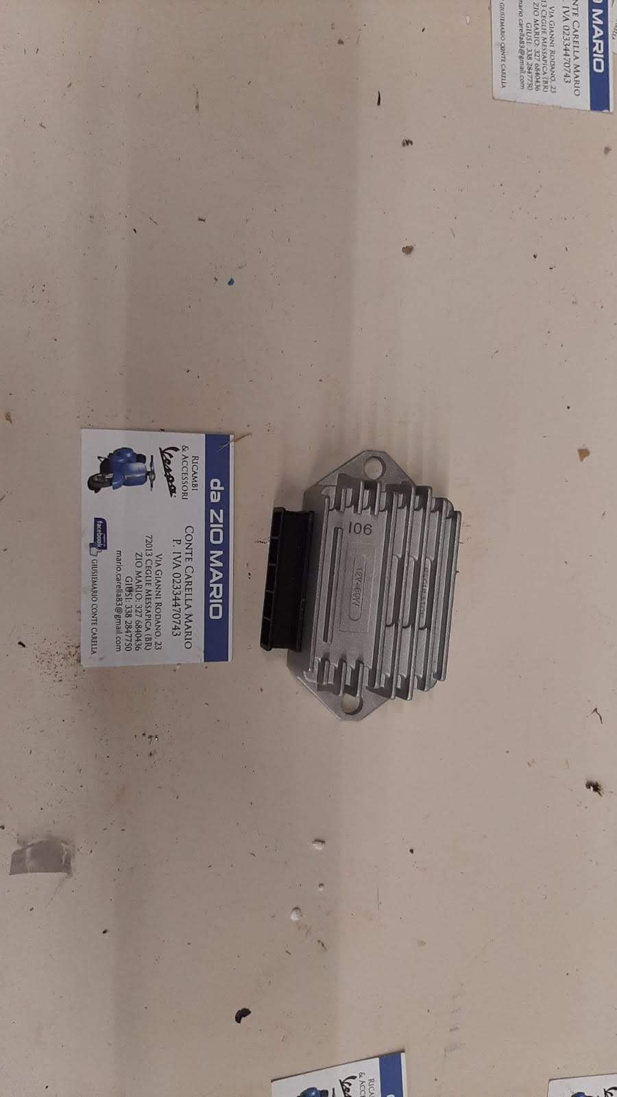 Regolatore tensione per VESPA 80 125 150 cc. PX 125 cc. ARCOBALENO PE prodotto italiano