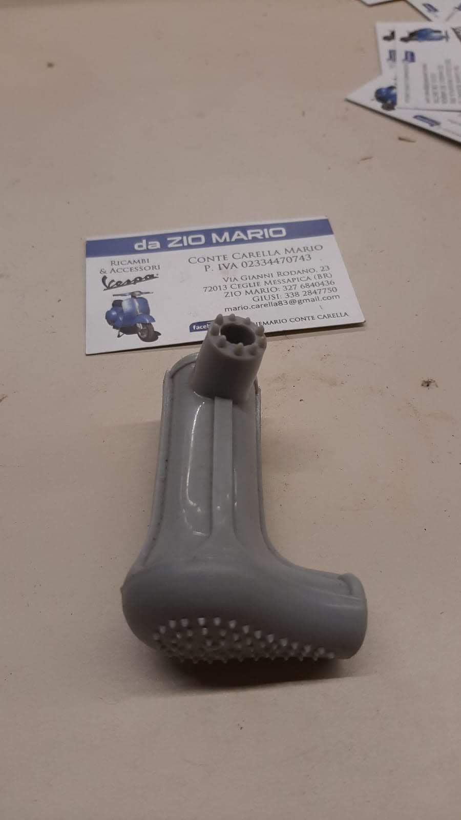 Coppia scarpette piedini cavalletto grigie in plastica rigida per VESPA V30T VM1T VM2T VN1 VL1T VL2T